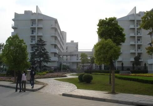 空調遠程智能控制器，改善空調傳統(tǒng)管理 